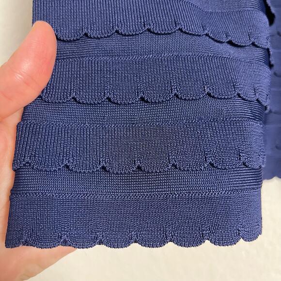 Lilly Pulitzer Navy Blue Scalloped Tiered Ruffle A-Line Flare Knit Skirt Size XS - Picture 5 of 5